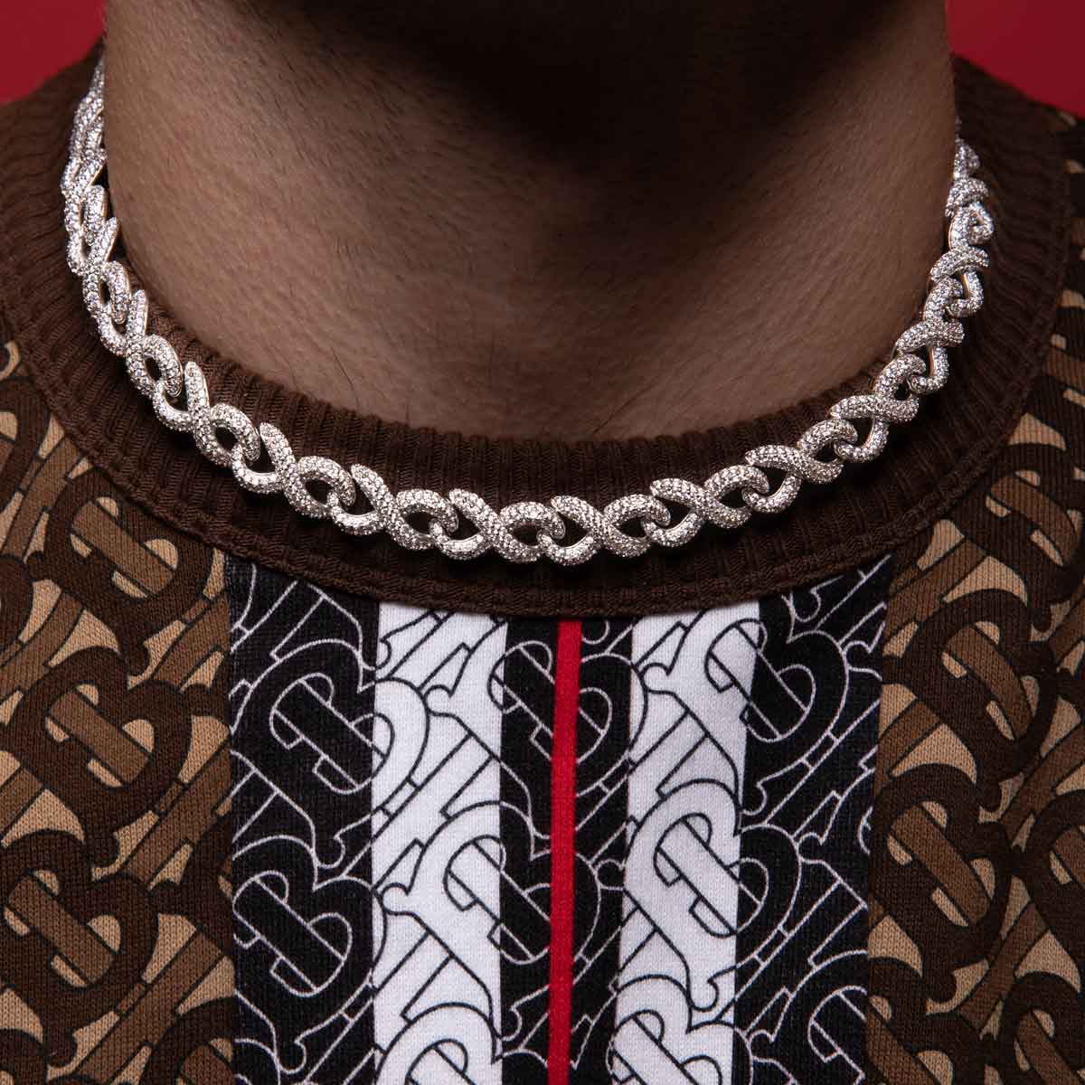 Diamond Infinity Link Chain The Gold Gods lifestyle look 2